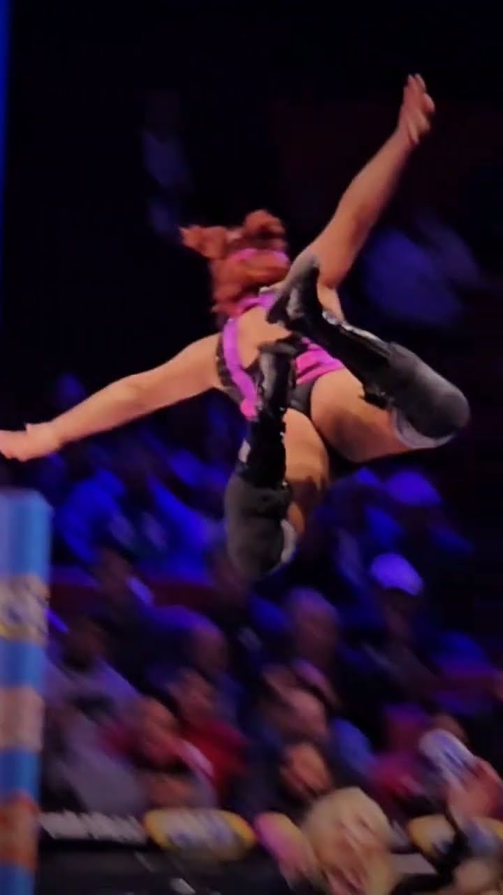 Vuelo de Hera en la Arena México